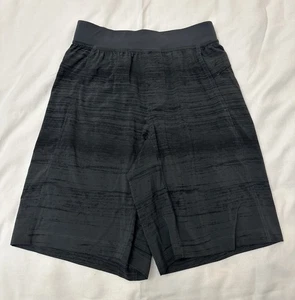 LULULEMON HERREN SPORTSHORTS GRAU GRÖSSE S - Bild 1 von 7