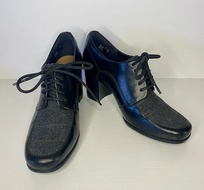 Clarks Women Size 6.5 Kensett Darla Shooties Black Leather Oxford Block Heels - Image 1 of 4
