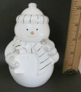 RARE LENOX Fine WHITE China PLATINUM Accents Lidded Snowman 5.5" Figurine - Picture 1 of 7