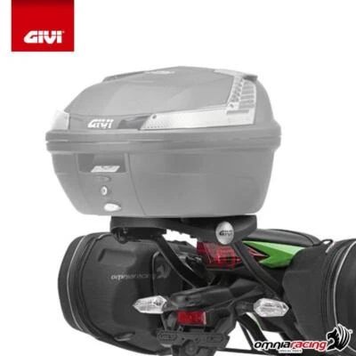 Attacco posteriore bauletto Givi Monokey Monolock Kawasaki Ninja 300 2013-2018 Foto 1 de 4