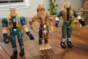 Small Soldiers Major Chip Hazard Archer Gorgonites 12" Action Figures Read Desc - Picture 1 of 7