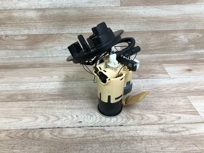 MERCEDES BENZ W205 C300 OEM CONJUNTO BOMBA COMBUSTIBLE 2015-2018 Foto 1 de 4