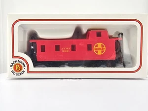 Bachmann HO Scale 40' Santa Fe ATSF 3851 Hobby Model Railroad Red Cupula Caboose - Picture 1 of 13