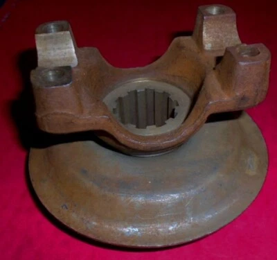 Vintage GM END YOKE  Driveshaft / Driveline Dana Spicer # 3-4-1111-1    3-4-1111 - Image 1 of 4