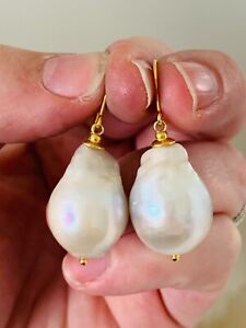9ct gold large baroque pearl drop earrings, 9k 375, 13.5 grams