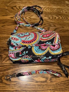 Vera Bradley All In One Crossbody in Shoulder Wristlet Parisian Paisley - Picture 1 of 8