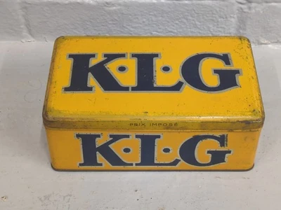 Large Vintage French KLG CK.9 Spark Plug Tin (KL9) - Image 1 of 4