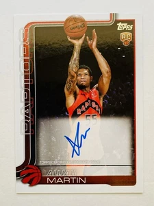 2025 Topps Basketball - Alijah Martin RC AUTO #TFRR-AM su scheda - Foto 1 di 2