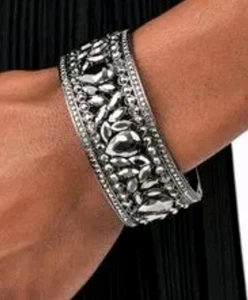 Paparazzi After Party Powerhouse Zi Statement Bracelet Hemitate Hinge Gunmetal - Imagen 1 de 1