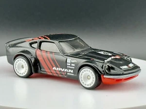 Hot Wheels Factory Bespoke Prototype-Real Riders-Riveted-Nissan Fairlady Z - Picture 1 of 9