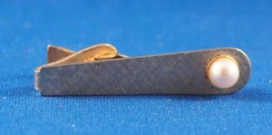 Gold Tone & Pearl Tie Bar Clasp Men's Jewelry - Picture 1 of 2