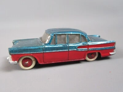 B661 Vintage 1959 Dinky 24K Francia Simca Vedette Chambord GB Qv 1:43 Meccano - Immagine 1 di 4