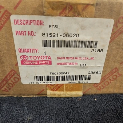 Nuevo Genuino OEM Toyota 1993-1995 Lente Camry Señal de giro delantero 8152106020 Foto 1 de 4