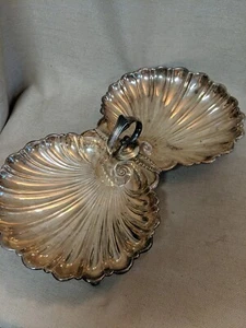 Halbmond versilbert Doppelmuschel Muschel Servierschale mit Fischfüßen - 17" - Bild 1 von 4