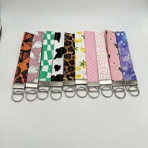 Muñequera llavero de tela de algodón hecha a mano, cordón llavero, varios estampados/colores - Imagen 1 de 57