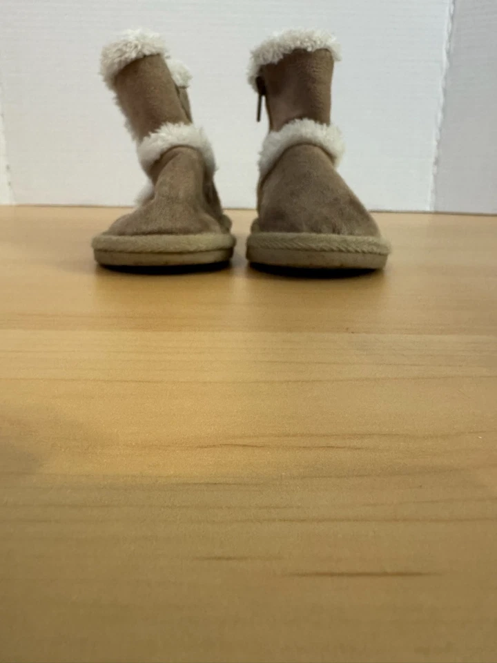 Teeny Toes Baby Boots Brown Size 4 - Image 1 of 4