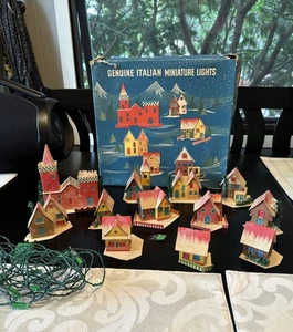 Luces miniatura vintage italianas de Navidad iluminadas casas de papel pueblo con caja - Imagen 1 de 11