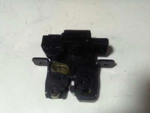 8200747429A boot lid lock for RENAULT LAGUNA GRANDTOUR III DYNAMIQUE 2007 96101 - Picture 1 of 5