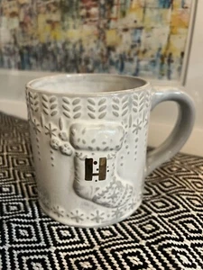Taza Anthropologie Snowcap Reactivo-Esmaltado Monograma H - Imagen 1 de 3