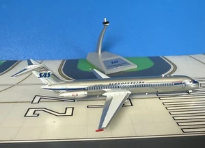 Scandinavian Douglas DC-9-40 OY-KGS 1970s polished 1:200 diecast Inflight Models - Bild 1 von 1