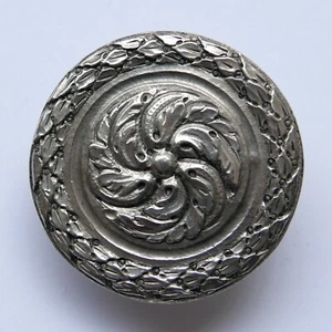 Button Antique - Metal - Silver - 31mm - 19th C. Button - Picture 1 of 5