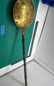 Scaldaletto vintage primitivo in ottone e rame traforato stella - Foto 1 di 5