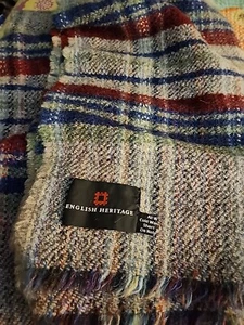 English Heritage 100%wool Grey Blue Red Plaid Lap Blanket - Picture 1 of 4