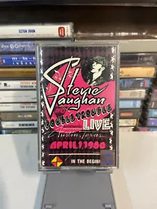 Stevie Vaughan And Double Trouble Appearing Live Austin Texas cassette Tested - Foto 1 di 6