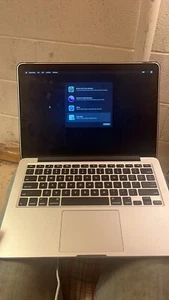 Apple MacBook Air 13.3" M1 Chip 2020 Model 8GB 256GB - Picture 1 of 5