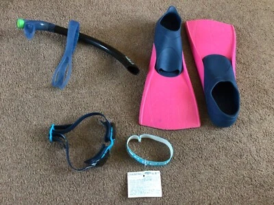 Typhoon Bundle Adult Flippers Snorkelling Scuba Diving Size M/L & L/XL Fins Lot - Image 1 of 4