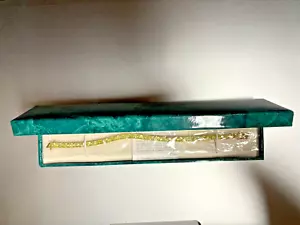 Suzanne Somers Peridot Ice CZ Stones 8" Trilliant Bracelet New In Box Never Worn - Picture 1 of 11