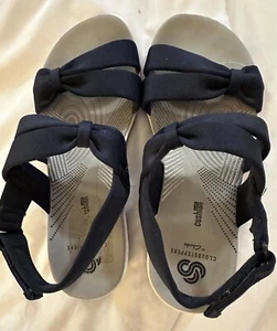 Clarks Cloudsteppers Womens Sz 7 Strappy Sandals Black Soft Cushion - Picture 1 of 9