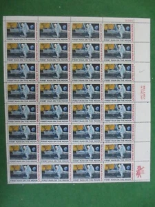 Hoja de 32 Alunizaje Doc Sc# C76 10¢ 1969 montada sin montar o nunca montada - Imagen 1 de 4