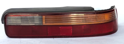 Lámpara de luz trasera derecha para pasajero Acura Integra 1992-1993 hatchback derecha OEM Foto 1 de 4