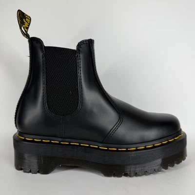 Doc Dr. Martens 2976 Quad Platform Chelsea Boots Women's 7 Black Leather Pull On - Image 1 of 4
