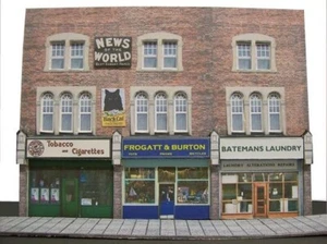 Kingsway, 00 scale, 3 x High street shops traditional brick ,  ** ready Made **. - Picture 1 of 3