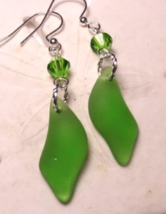 SHAMROCK GREEN Cultured sea glass jewelry WAVE shape earrings with crystal - Picture 1 of 2