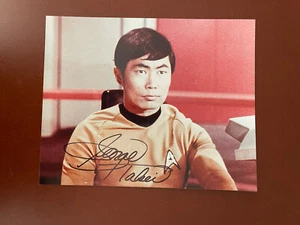 GEORGE TAKEI SIGNED AUTOGRAPHED 8x10 PHOTO SULU STAR TREK TOS RARE AUTHENTIC - Picture 1 of 2