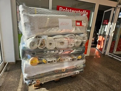 5 Kg Stoffreste Polsterstoff & Kunstleder gemischt Möbelstoff Stoff basteln - Bild 1 von 3