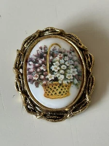 Vintage Goldtone Floral Flower Basket Printed Milk Glass Oval Brooch Pin - Picture 1 of 4