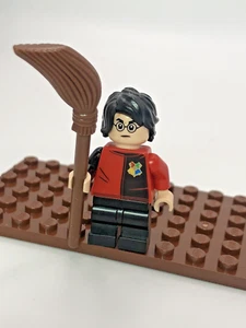 Lego Harry Potter (hp074) Tournament Uniform Paneled Shirt Split From Set 4766 - Picture 1 of 5