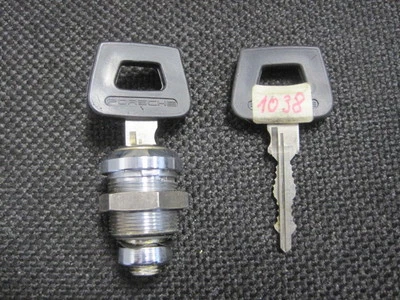 Cerradura de guantera Porsche 914 y 914-6 1970-1976 NLA NOS nueva con llaves y código Foto 1 de 4