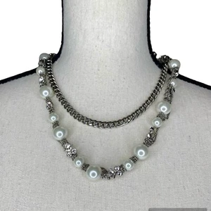 Givenchy 283693 Faux Pearl & Chain Necklace White/ Silver/ Clear 18.5" - Picture 1 of 7
