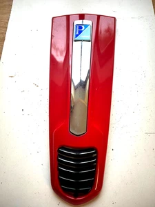 PIAGGIO VESPA S 50C  FRONT HORN COVER PANEL FAIRING MIDDLE CENTRE  RED CODE 894 - Picture 1 of 9