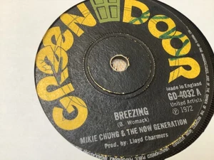 Mikie Chung , Breezing , 7”Green. - Picture 1 of 2