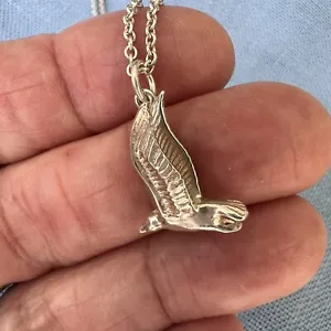 Silver Vintage Seagull 3D Pendant with Sterling Chain Bird in Flight - Picture 1 of 14