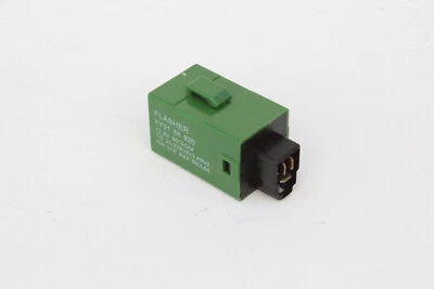 ELECTRICAL FLASHER CAN 3 PIN FOR FORD COURIER RAIDER ECONOVAN TRADER 1985 - 1996 - image 1 of 4