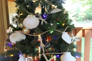 Extra Long Large Seashell Christmas Tree Garland White, Over 8 feet long, G-88 - Picture 1 of 12