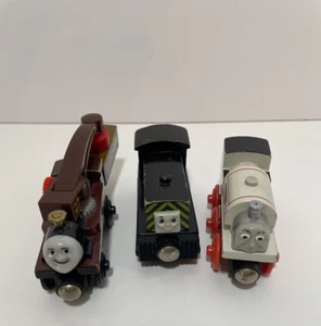 Thomas and Friends Wooden Railway Harvey Mavis and Stanley - Picture 1 of 11