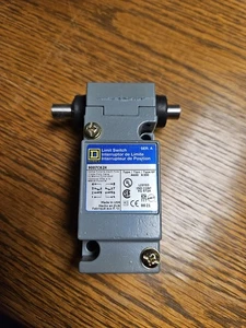 Square D Limit Switch 9007C62H - Picture 1 of 2